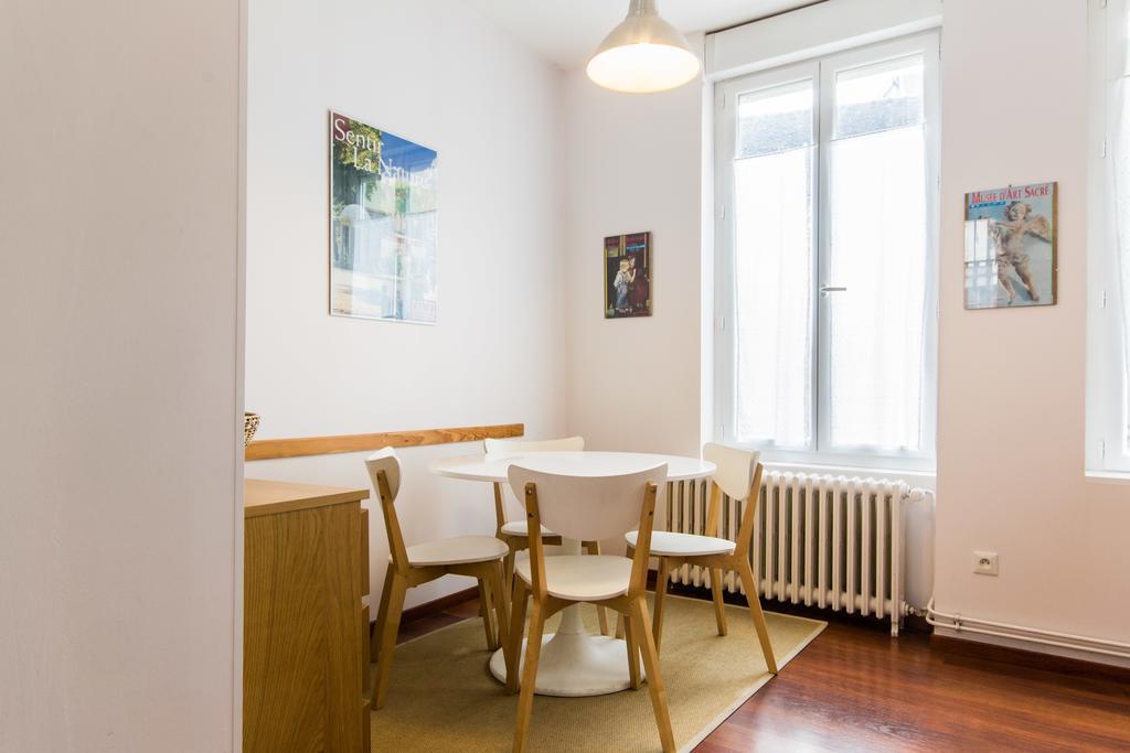 Le Pasteur Appartement Dijon Kamer foto